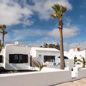 Bungalows Delmar , Charco del Palo España