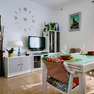 apartamento-la-flor-de-mayo.es-andalucia.com/